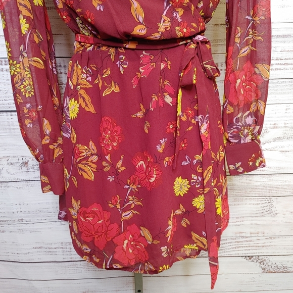 SOLD Willow & Clay wrap dress - Picture 3 of 13